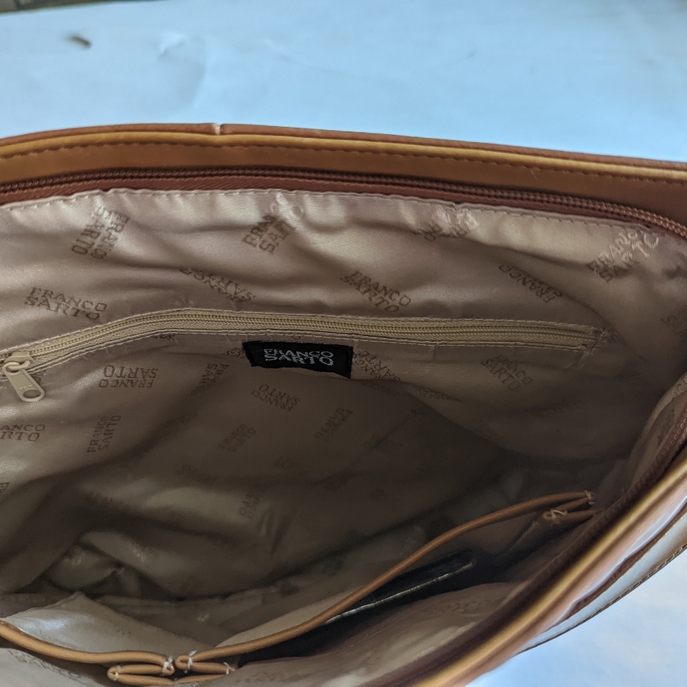 Purse - Picture 3 of 3